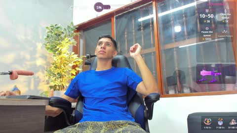 Snapshot of kieran_derek chatting on December 23, 7:41 pm Kieran Derek online show from December 23, 7:41 pm