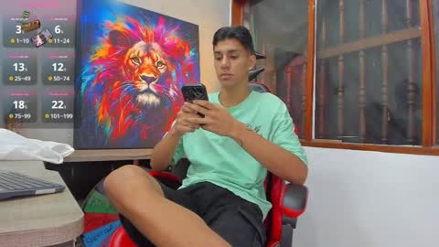 Snapshot of kieran_derek chatting on October 3, 4:20 am Kieran Derek online show from October 3, 4:20 am