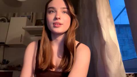 Snapshot of kierstentates chatting on March 18, 3:15 pm Ola my name is Lissa Lets hit 10 Thumbs Up together online show from March 18, 3:15 pm