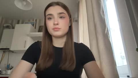 Snapshot of kierstentates chatting on March 23, 2:43 pm Ola my name is Lissa Lets hit 10 Thumbs Up together online show from March 23, 2:43 pm