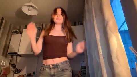 Snapshot of kierstentates chatting on March 25, 3:18 pm Ola my name is Lissa Lets hit 10 Thumbs Up together online show from March 25, 3:18 pm