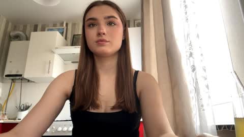 Snapshot of kierstentates chatting on March 28, 11:43 am Ola my name is Lissa Lets hit 10 Thumbs Up together online show from March 28, 11:43 am