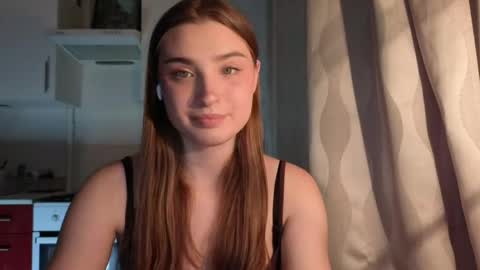 Ola my name is Lissa  Lets hit 10 Thumbs Up together   online show from May 11, 2:45 pm