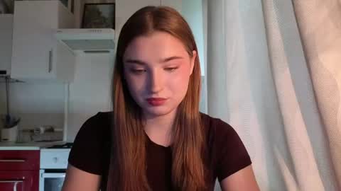 Ola my name is Lissa  Lets hit 10 Thumbs Up together   online show from May 17, 1:51 pm