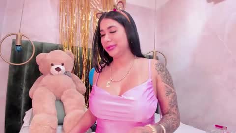 Kim online show from January 19, 3:32 pm