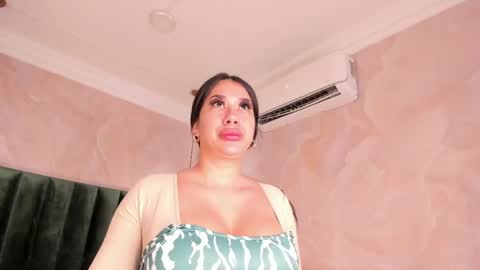 Kim online show from May 12, 8:22 am