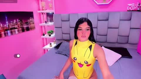 kiishanny online show from October 24, 8:27 pm