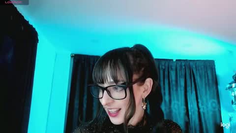 Kizuky online show from February 12, 11:40 am