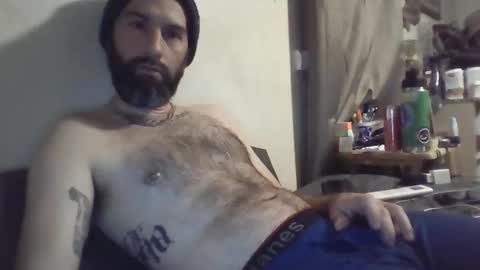 Snapshot of kiki1458 chatting on January 8, 12:02 am kiki1458 online show from January 8, 12:02 am