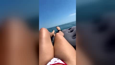 Snapshot of kiki699634 chatting on June 21, 11:35 am kiki699634 online show from June 21, 11:35 am
