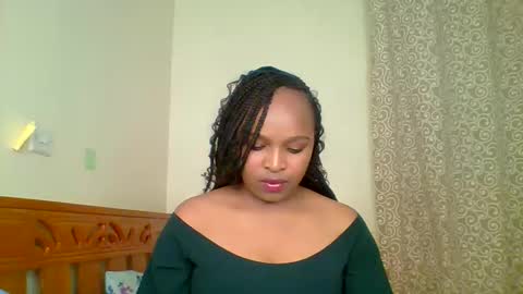 Angela online show from March 7, 9:45 pm