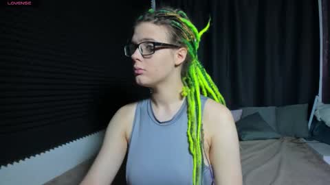 Kiki online show from September 25, 10:08 am