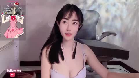 kiki_loveu online show from December 23, 11:57 am