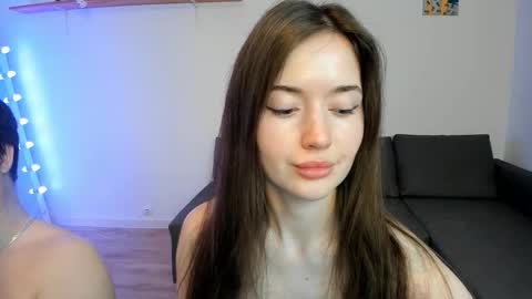 Snapshot of kiki_mcflurry chatting on March 5, 10:06 pm PavelPolly online show from March 5, 10:06 pm