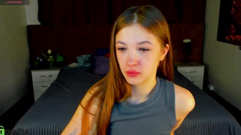 Kiki online show from May 20, 1:12 am