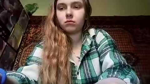 kikibang_ online show from November 29, 8:17 am