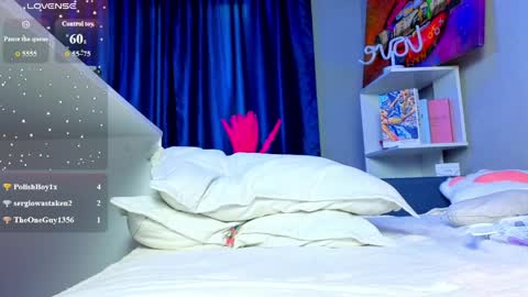 Kiki online show from May 15, 11:23 pm