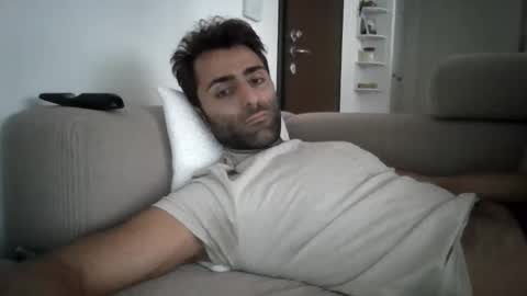 Snapshot of kikkus01 chatting on October 7, 9:39 am kikkus01 online show from October 7, 9:39 am