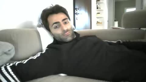 Snapshot of kikkus01 chatting on October 28, 8:18 am kikkus01 online show from October 28, 8:18 am