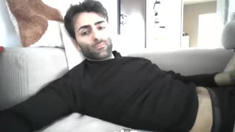 kikkus01 online show from March 19, 10:08 am