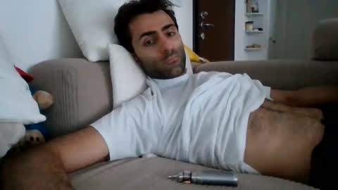 kikkus01 online show from May 15, 3:41 pm