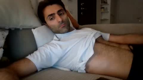 kikkus01 online show from May 18, 8:47 pm