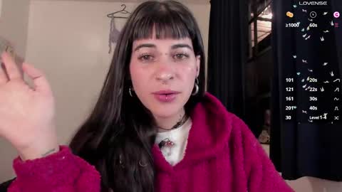 Snapshot of kila_moonlight444 chatting on April 7, 12:22 am Bella online show from April 7, 12:22 am