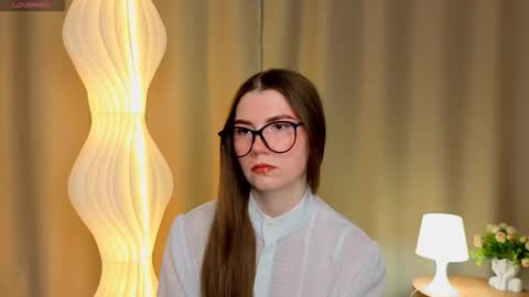 ZofiaLiya online show from November 28, 6:27 am