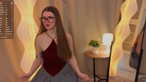 ZofiaLiya online show from December 14, 6:19 am