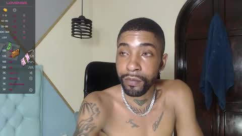 Snapshot of kilian_xx chatting on December 12, 4:10 pm Kilian xxx online show from December 12, 4:10 pm