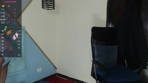 Snapshot of kilian_xx chatting on December 15, 1:32 pm Kilian xxx online show from December 15, 1:32 pm