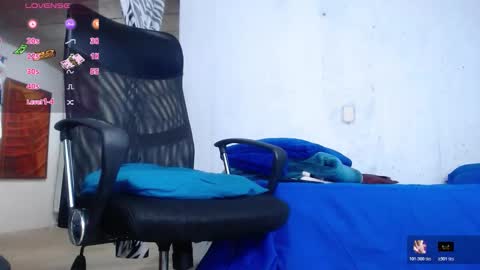 Snapshot of kilian_xx chatting on February 25, 8:46 am Kilian xxx online show from February 25, 8:46 am