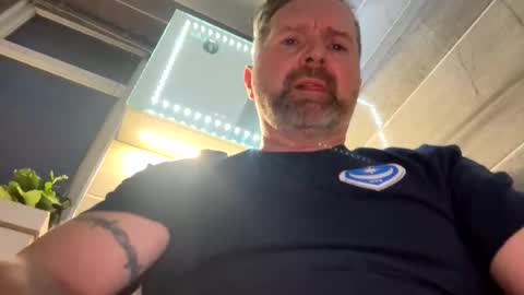 William online show from March 9, 6:23 pm