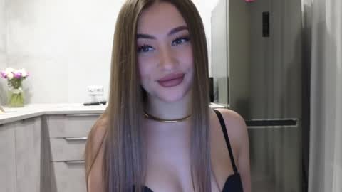 Snapshot of killer__girls chatting on January 26, 4:41 pm EvaAnna online show from January 26, 4:41 pm
