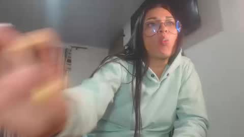 killey online show from October 17, 12:58 am