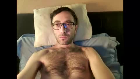 Snapshot of killua1993 chatting on February 12, 1:06 pm kingstoned online show from February 12, 1:06 pm