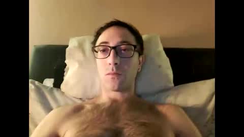 Snapshot of killua1993 chatting on February 20, 10:32 pm kingstoned online show from February 20, 10:32 pm