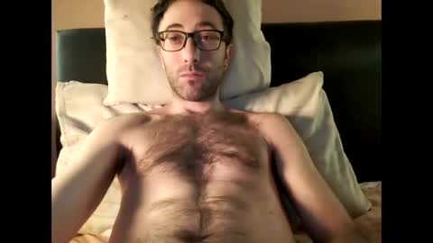 Snapshot of killua1993 chatting on March 1, 3:47 pm kingstoned online show from March 1, 3:47 pm