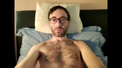 Snapshot of killua1993 chatting on March 7, 11:29 am kingstoned online show from March 7, 11:29 am