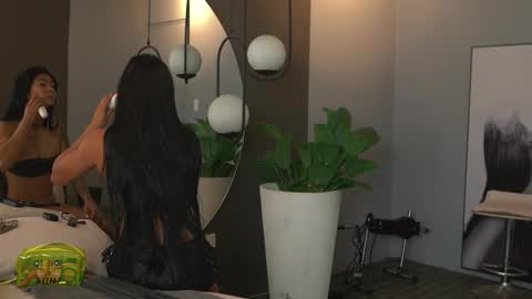 Snapshot of kim_beckett chatting on October 8, 1:20 pm Kim online show from October 8, 1:20 pm