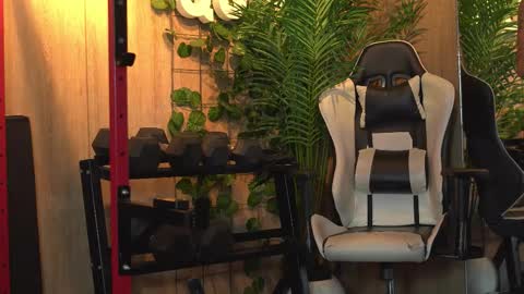 Kim online show from February 7, 1:04 pm