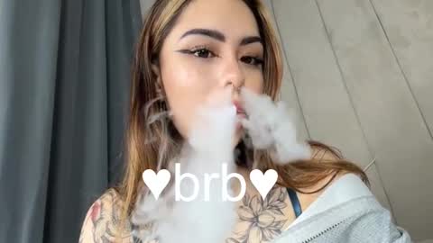 Snapshot of kim_brownie chatting on October 3, 8:11 am Kim online show from October 3, 8:11 am