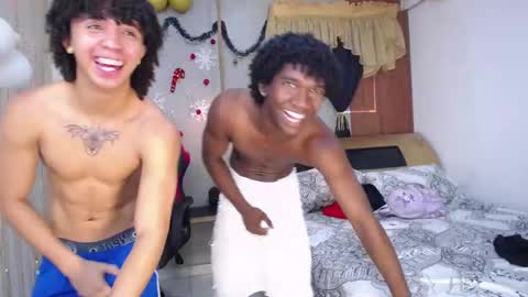 Snapshot of kim_curly_ chatting on January 8, 2:52 pm KIM online show from January 8, 2:52 pm