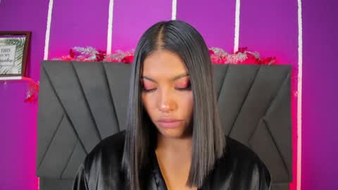 kim  online show from February 2, 1:45 am