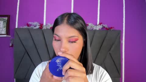 kim  online show from February 6, 2:22 am