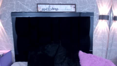 kim  online show from March 10, 5:22 am