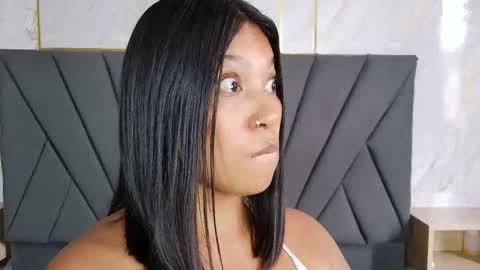 kim  online show from November 2, 7:05 pm