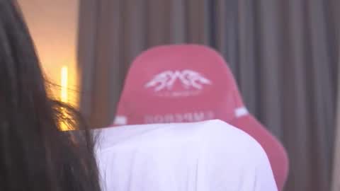 Kim Oberlin online show from November 11, 11:32 am