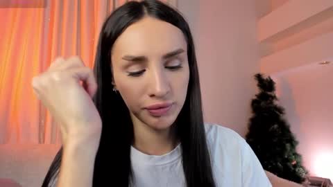 Kim Oberlin online show from December 14, 5:57 am