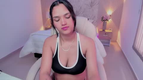 Kim online show from December 19, 7:54 pm